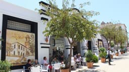El Ayuntamiento saca a concurso la explotación del Mercado de Abastos como nuevo espacio de hostelería, restauración y venta de productos