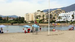 El Ayuntamiento activará el próximo día 15 el servicio de salvamento y vigilancia en las playas de Estepona