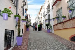 El Ayuntamiento concluirá antes de Navidad la primera fase de remodelación del casco antiguo, con 17 calles