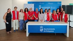 El Ayuntamiento de Estepona agradece a Cruz Roja su labor tras atender a más de 900 personas en el último año  