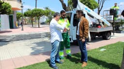 El Ayuntamiento pone en marcha un plan preventivo para combatir plagas en más de un millar de árboles