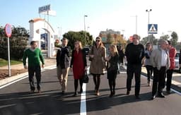 El alcalde inaugura la obra del vial de conexión entre Isdabe y Matas Verdes 