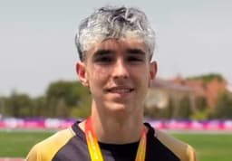 GREGORIO CRESPO SIERRA CAMPEÓN DE ESPAÑA Y MINIMA PARA EL CAMPEONATO DEL MUNDO SUB-20 DE ATLETISMO EN OREGÓN EN LOS 110 M VALLAS
