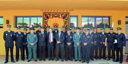 El Ayuntamiento condecora en el Día de la Policía Local al magistrado Antonio Navas, al teniente José Antonio Cordón y al inspector David Sánchez 