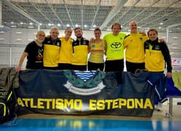LLUVIA DE MEDALLAS PARA LOS ATLETAS DEL CLUB ATLETISMO ESTEPONA EN EL CAMPEONATO DE ANDALUCÍA MÁSTER SHORT TRACK